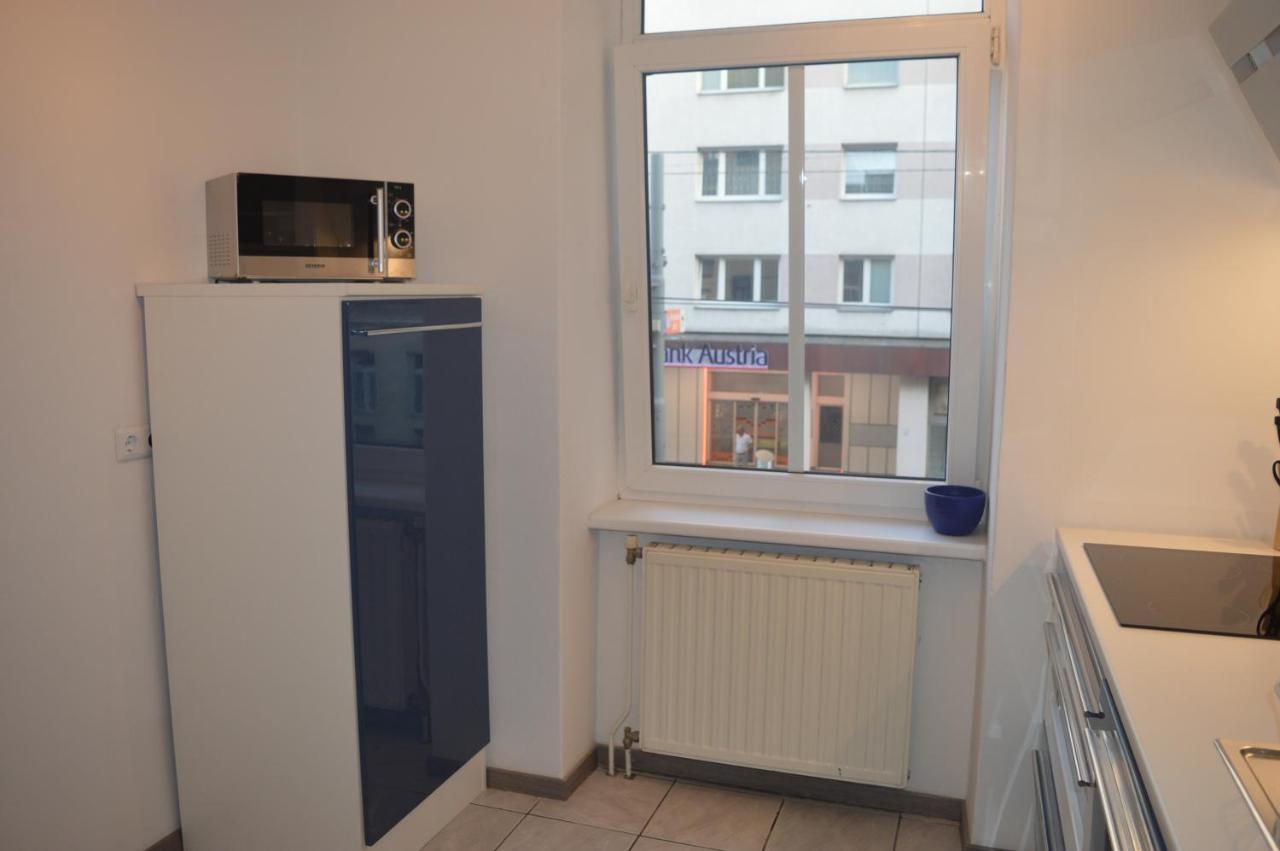 Nette Altbauwohnung Nur 10 Min Von Der Apartament