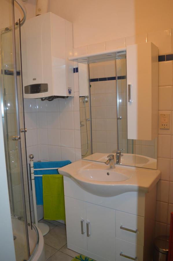 Apartament Nette Altbauwohnung Nur 10 Min Von Der