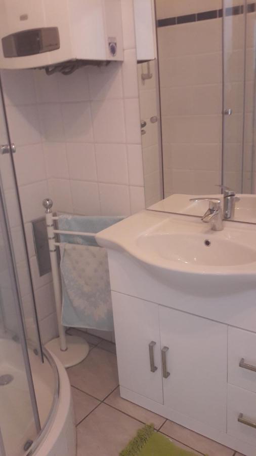 Nette Altbauwohnung Nur 10 Min Von Der Viena